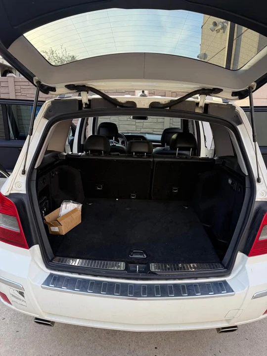 2010 Mercedes-Benz GLK-Class - Image 8 of 12
