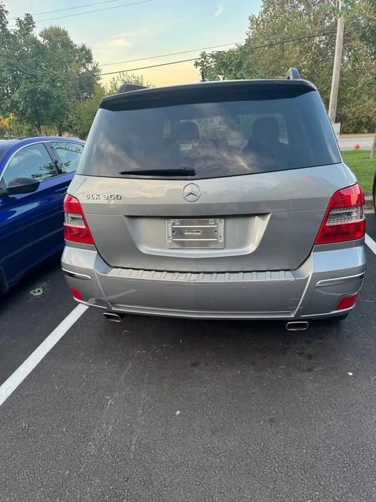 2010 Mercedes-Benz GLK-Class - Image 2 of 10