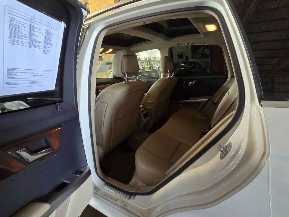 2010 Mercedes-Benz GLK-Class - Image 16 of 17