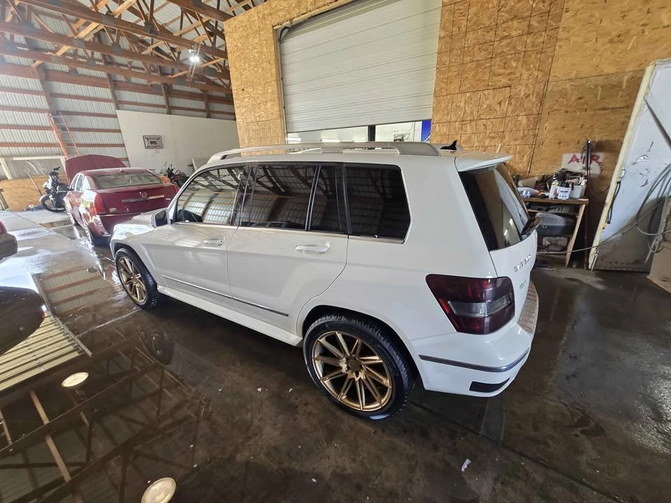2010 Mercedes-Benz GLK-Class - Image 9 of 17
