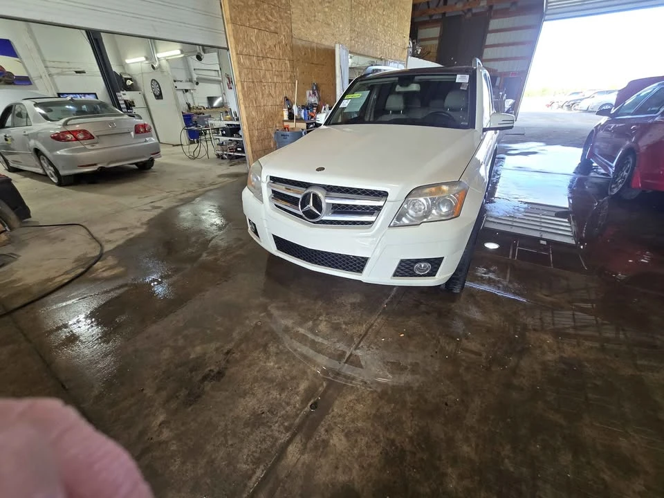 2010 Mercedes-Benz GLK-Class - Image 4 of 17