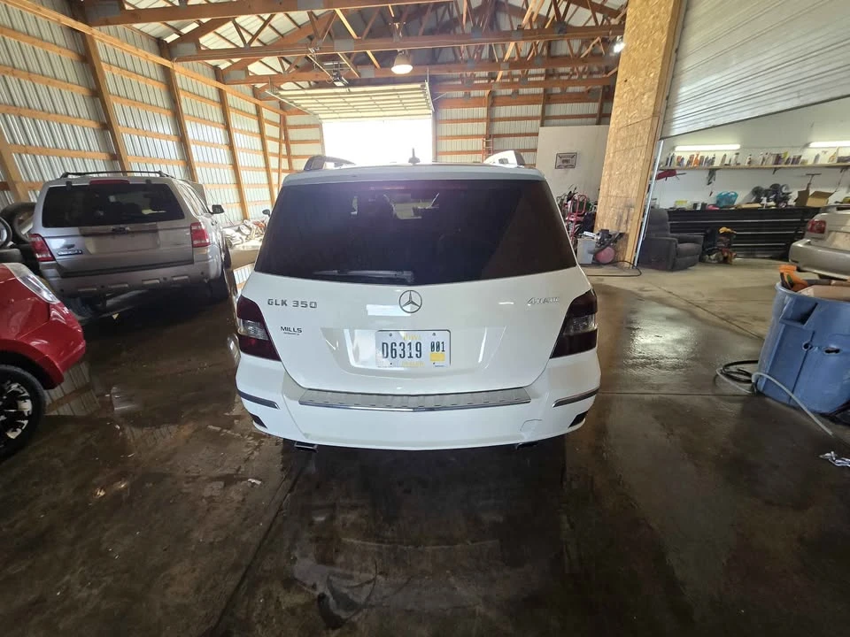 2010 Mercedes-Benz GLK-Class - Image 11 of 17