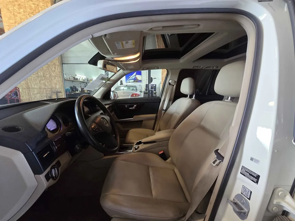 2010 Mercedes-Benz GLK-Class - Image 14 of 17