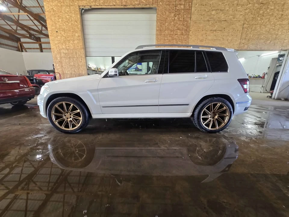 2010 Mercedes-Benz GLK-Class - Image 8 of 17