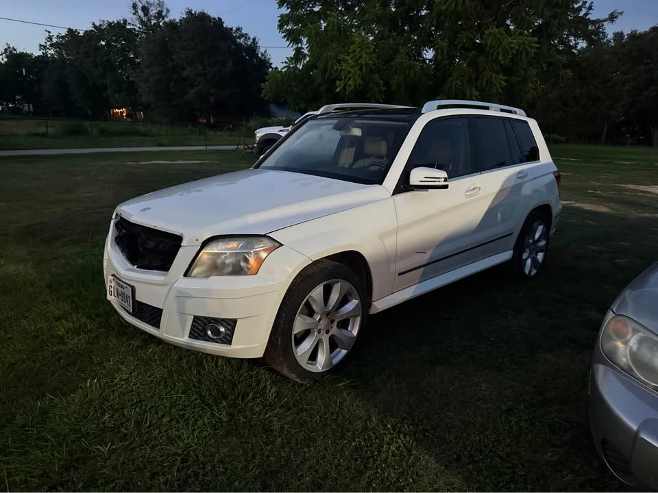 2010 Mercedes-Benz GLK-Class - Image 4 of 10
