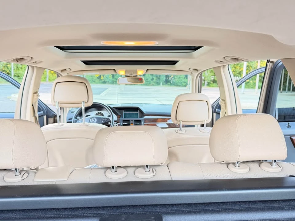 2010 Mercedes-Benz GLK-Class - Image 3 of 10