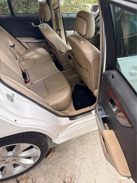 2010 Mercedes-Benz GLK-Class - Image 6 of 8