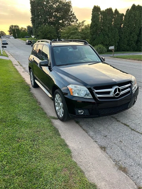 2010 Mercedes-Benz GLK-Class - Image 2 of 13
