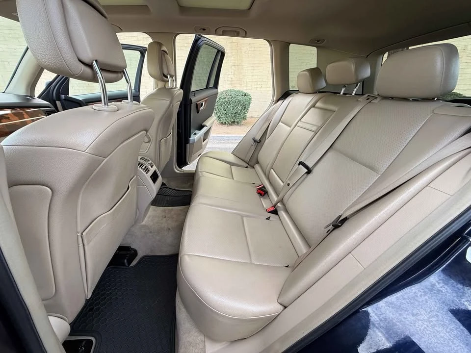 2010 Mercedes-Benz GLK-Class - Image 11 of 12
