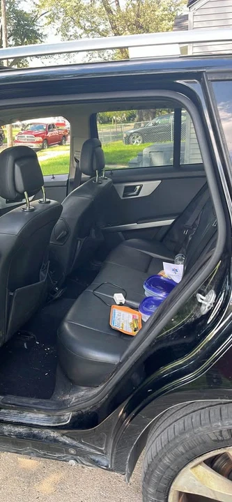 2010 Mercedes-Benz GLK-Class - Image 2 of 5