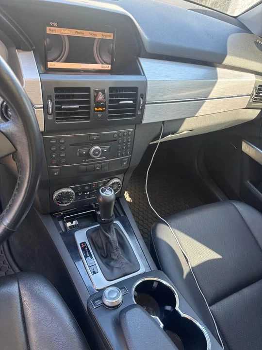 2010 Mercedes-Benz GLK-Class - Image 7 of 10