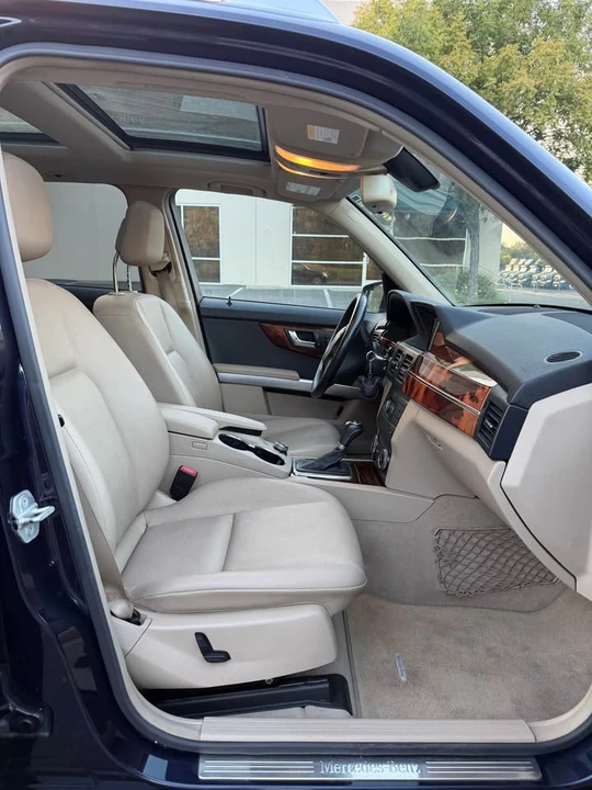 2010 Mercedes-Benz GLK-Class - Image 8 of 8