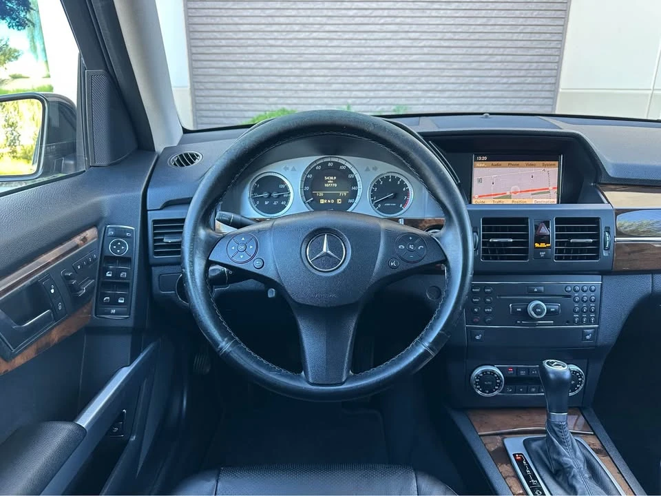 2010 Mercedes-Benz GLK-Class - Image 12 of 20