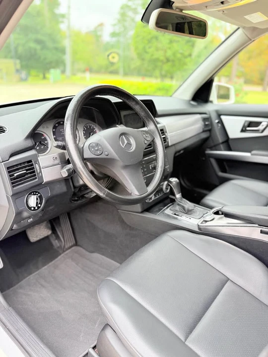 2010 Mercedes-Benz GLK-Class - Image 17 of 20