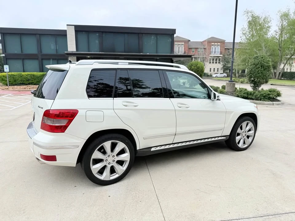 2010 Mercedes-Benz GLK-Class - Image 11 of 20