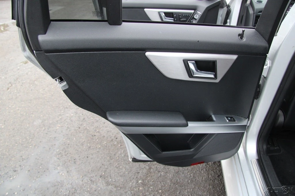 2010 Mercedes-Benz GLK-Class - Image 20 of 21
