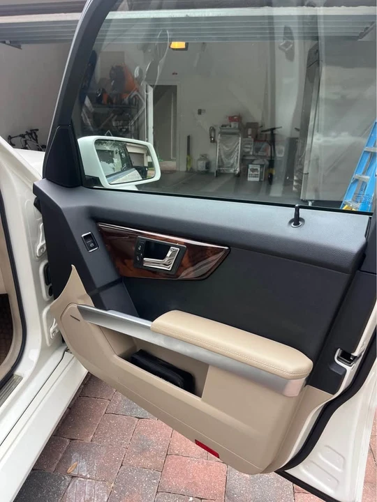 2010 Mercedes-Benz GLK-Class - Image 11 of 15