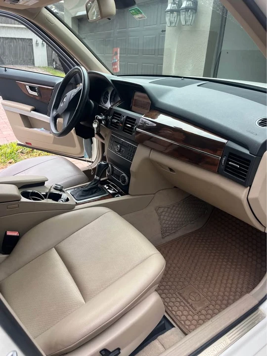 2010 Mercedes-Benz GLK-Class - Image 12 of 15