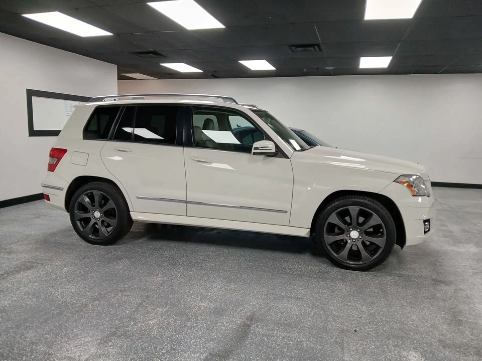 2010 Mercedes-Benz GLK-Class - Image 9 of 9