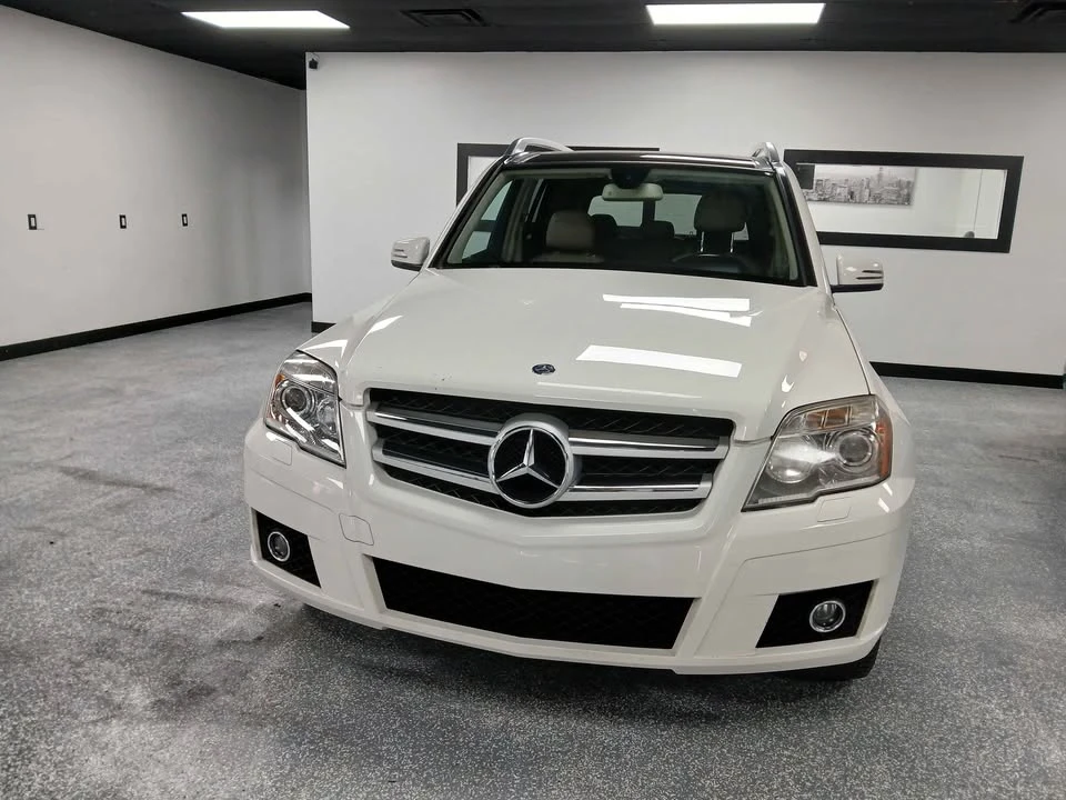 2010 Mercedes-Benz GLK-Class - Image 2 of 9