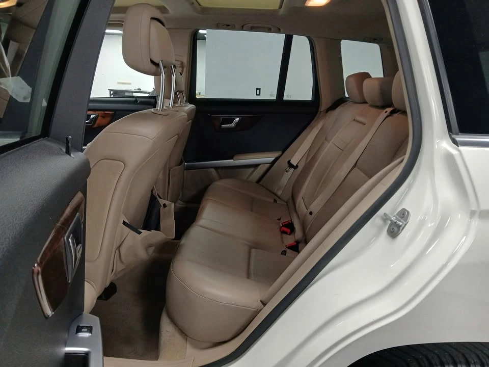 2010 Mercedes-Benz GLK-Class - Image 8 of 9