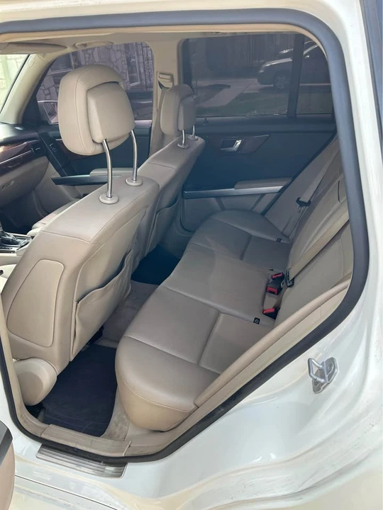 2010 Mercedes-Benz GLK-Class - Image 5 of 6