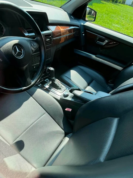 2010 Mercedes-Benz GLK-Class - Image 3 of 5