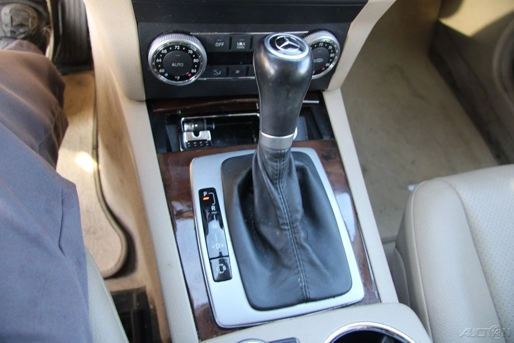 2010 Mercedes-Benz GLK-Class - Image 16 of 21