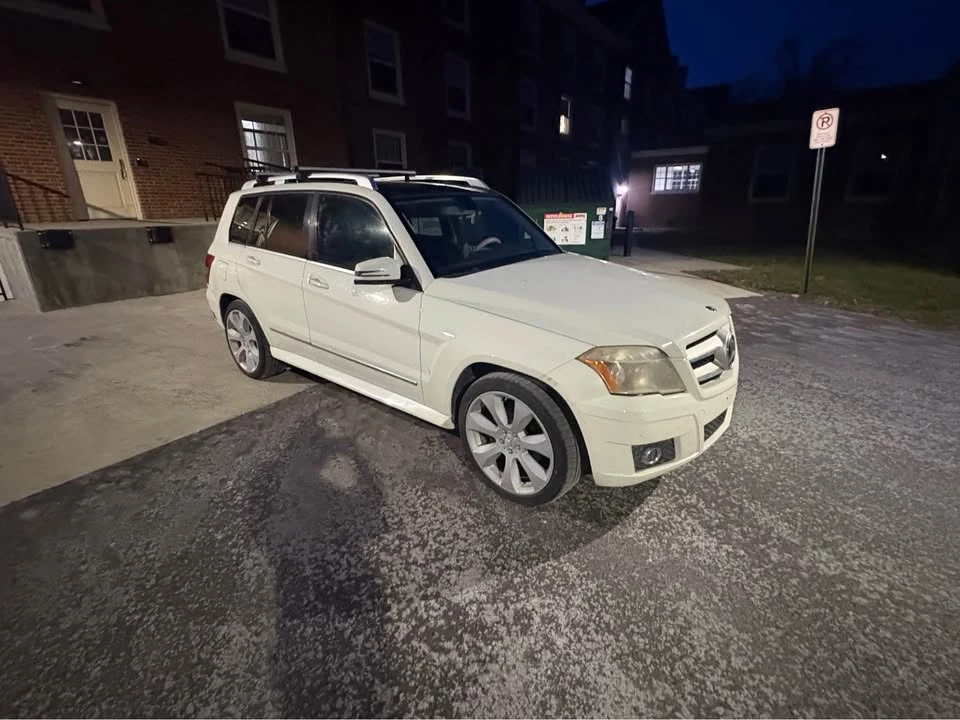 2010 Mercedes-Benz GLK-Class - Image 2 of 3
