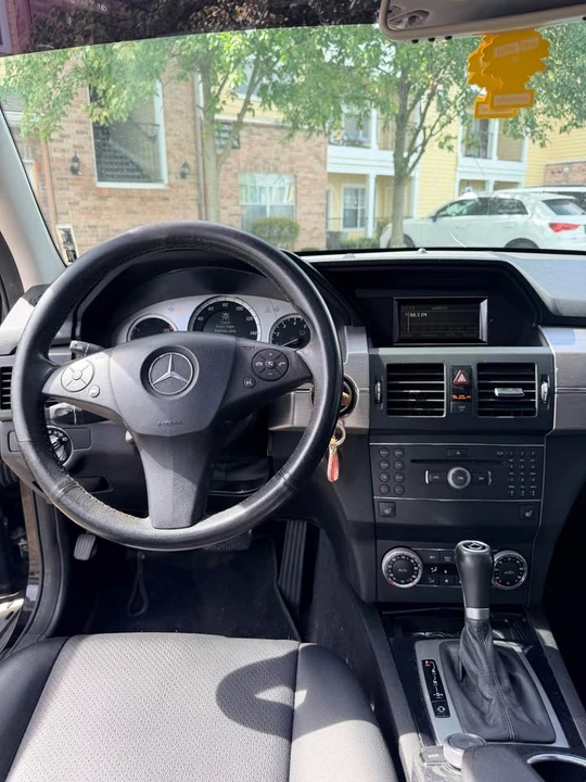 2010 Mercedes-Benz GLK-Class - Image 10 of 12