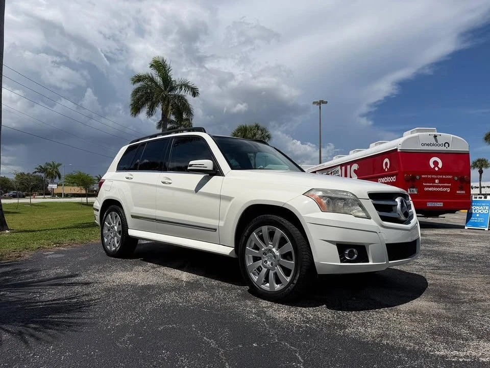 2010 Mercedes-Benz GLK-Class - Image 8 of 20