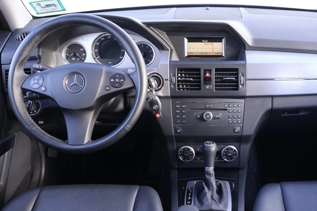 2010 Mercedes-Benz GLK-Class - Image 5 of 6