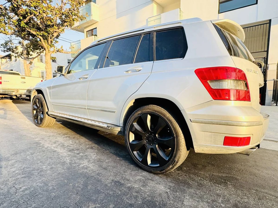 2010 Mercedes-Benz GLK-Class - Image 6 of 19