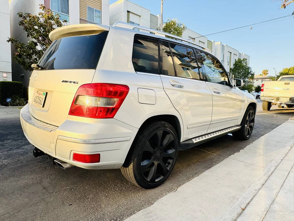 2010 Mercedes-Benz GLK-Class - Image 5 of 19