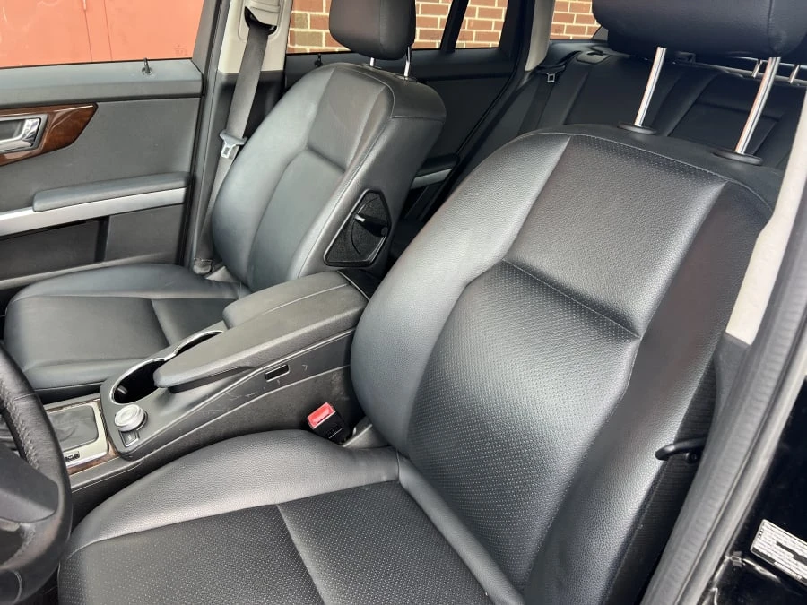 2010 Mercedes-Benz GLK-Class - Image 5 of 10