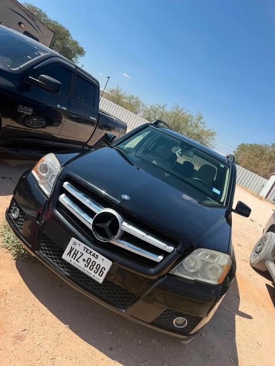 2010 Mercedes-Benz GLK-Class - Image 2 of 10