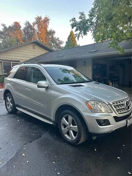 2010 Mercedes-Benz M-Class ML 350 4MATIC Sport Utility 4D