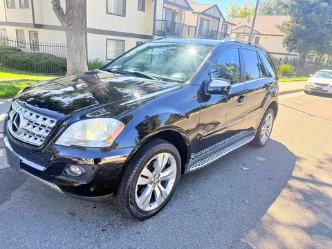 2010 Mercedes-Benz M-Class ML 350 Sport Utility 4D