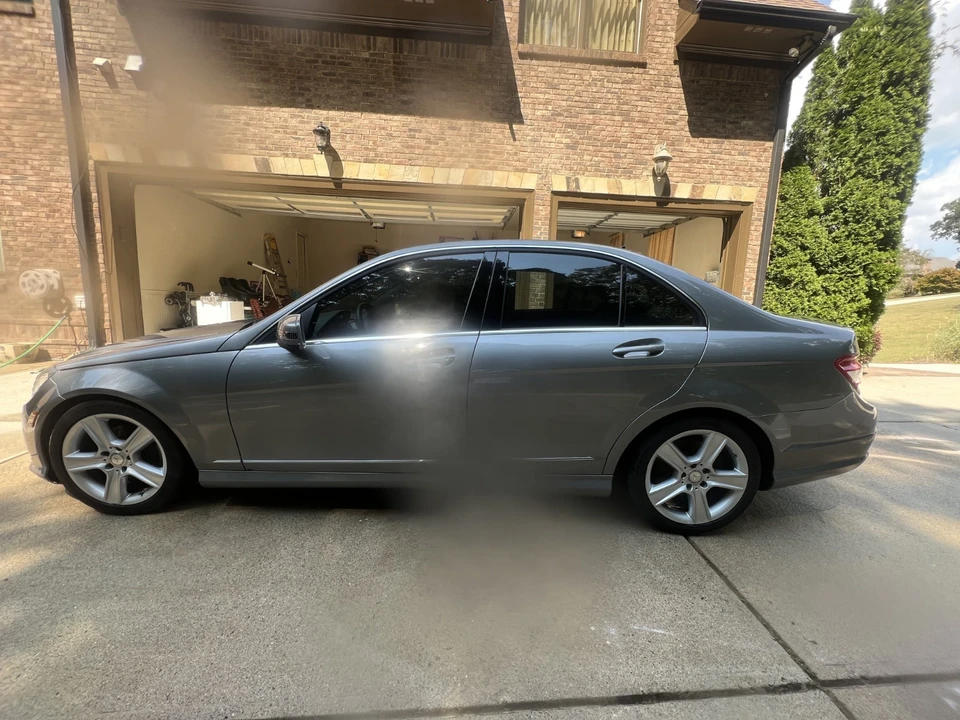 2010 Mercedes-Benz W204 C-Class - Image 17 of 17
