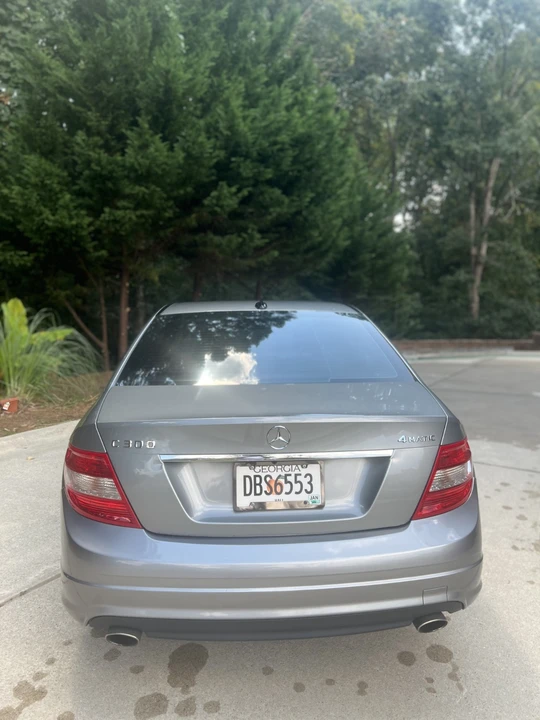 2010 Mercedes-Benz W204 C-Class - Image 14 of 17