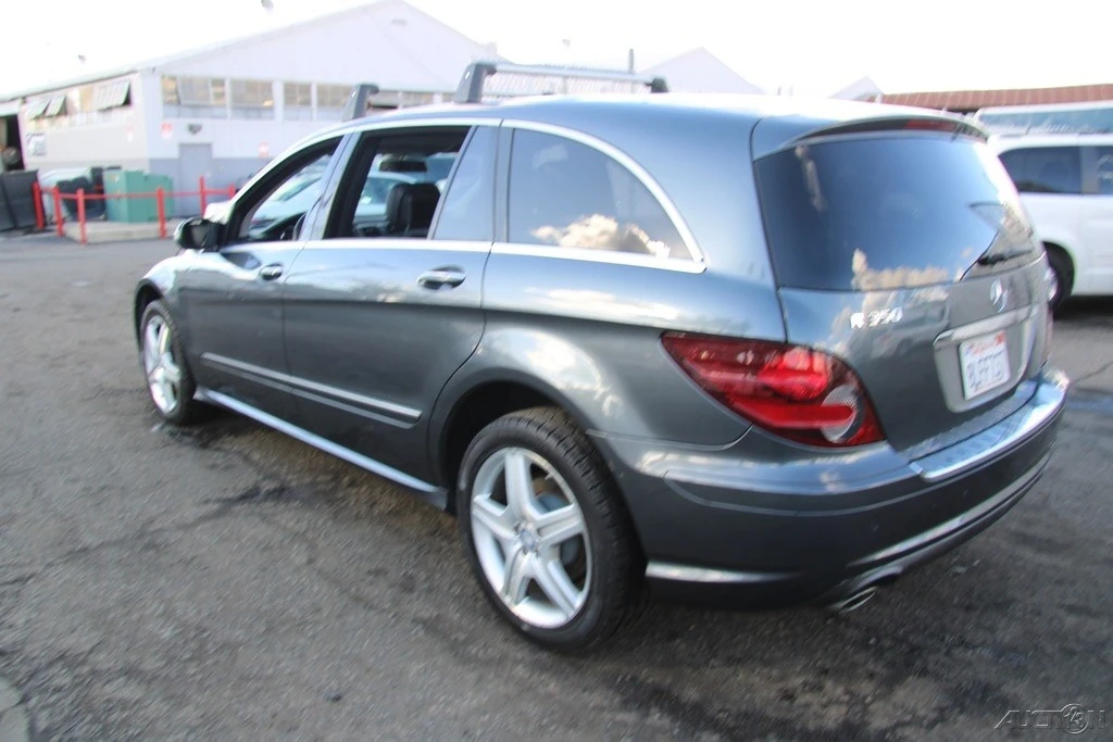 2010 Mercedes-Benz W251 R-Class - Image 4 of 21