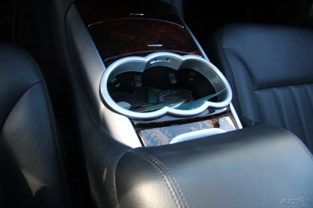 2010 Mercedes-Benz W251 R-Class - Image 18 of 21