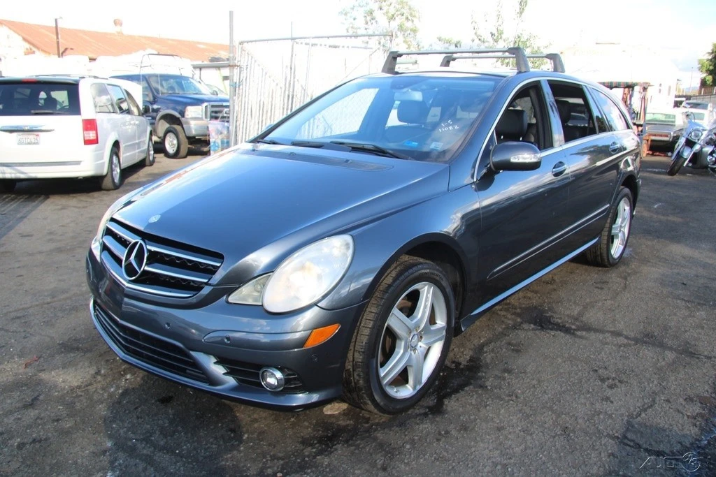2010 Mercedes-Benz W251 R-Class - Image 2 of 21