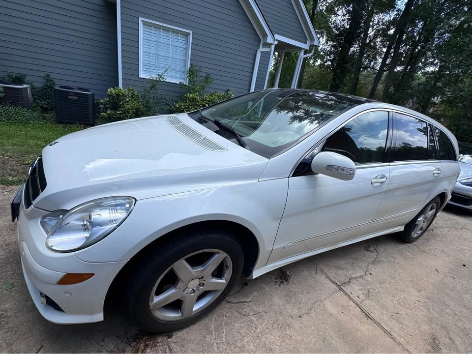 2010 Mercedes-Benz W251 R-Class - Image 2 of 19