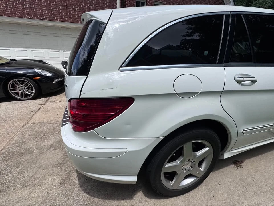 2010 Mercedes-Benz W251 R-Class - Image 8 of 19