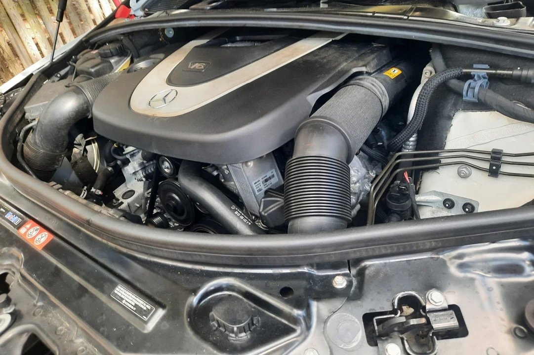 2010 Mercedes-Benz W251 R-Class - Image 6 of 7