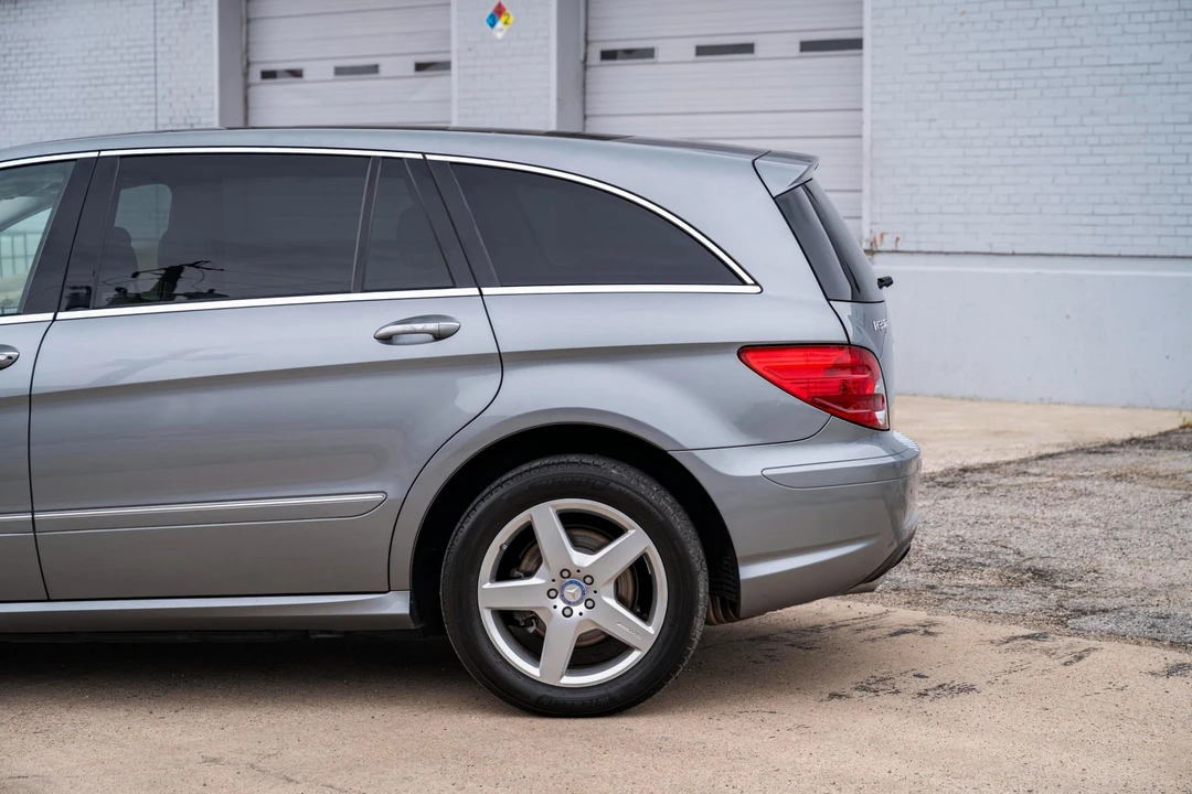 2010 Mercedes-Benz W251 R-Class - Image 22 of 31