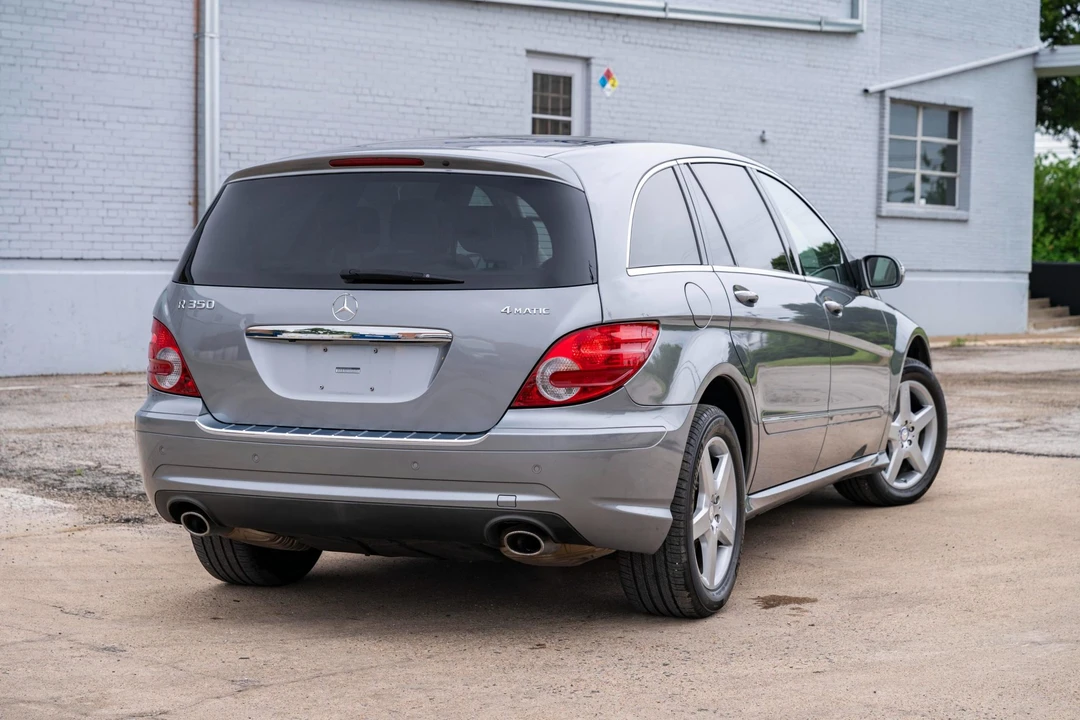 2010 Mercedes-Benz W251 R-Class - Image 11 of 31