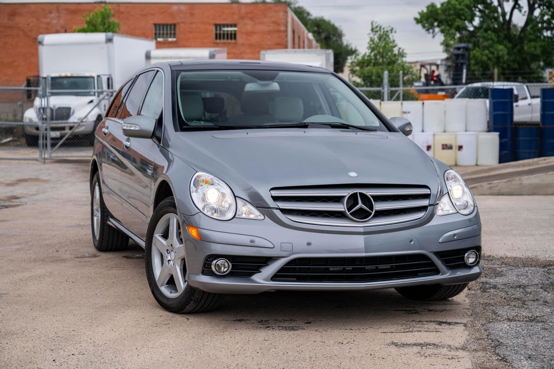 2010 Mercedes-Benz W251 R-Class - Image 17 of 31