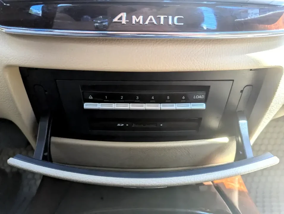 2010 Mercedes-Benz W221 S-Class - Image 12 of 20
